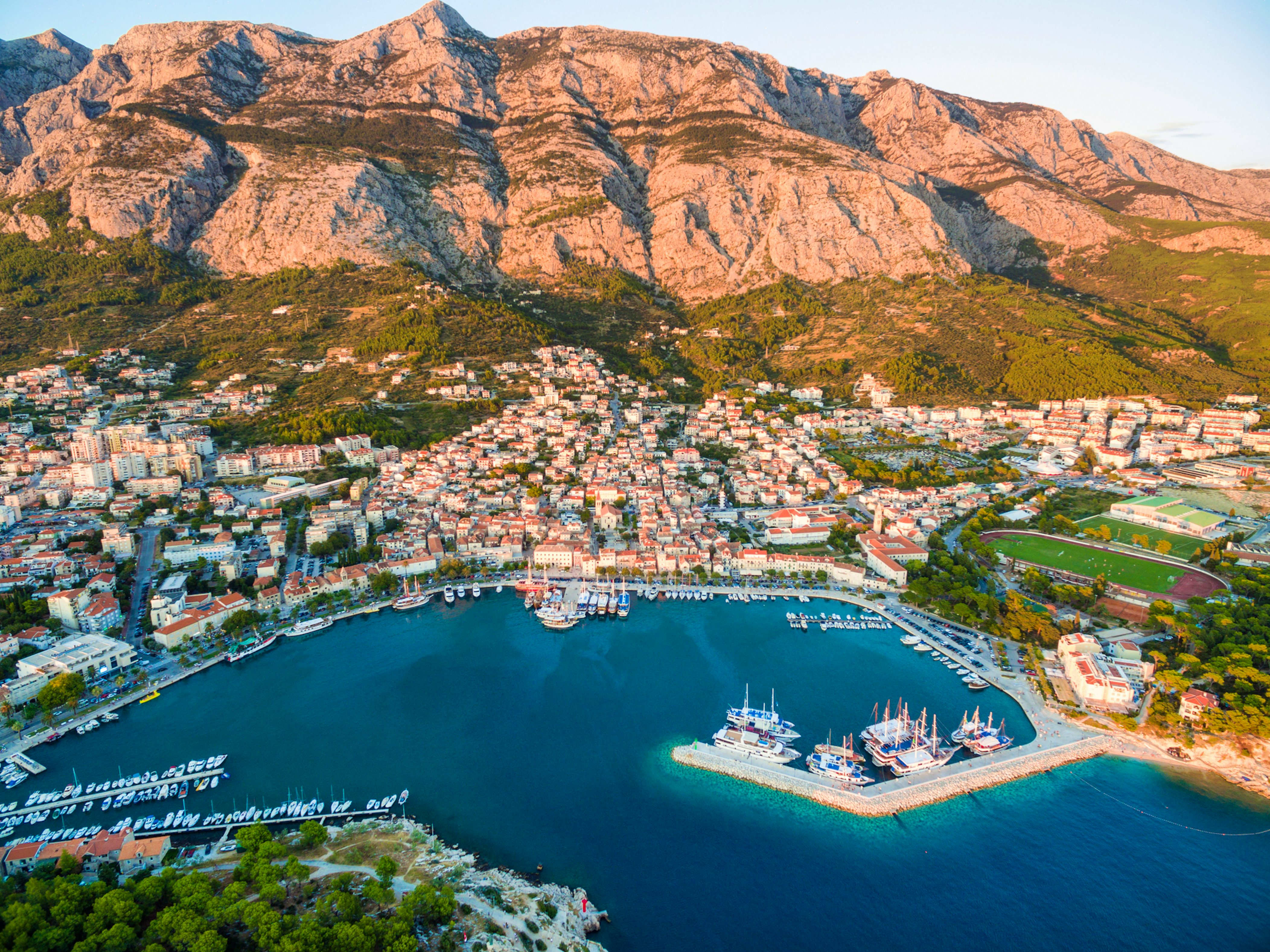 Makarska Biz - Lokalne usluge i tvrtke na jednom mjestu